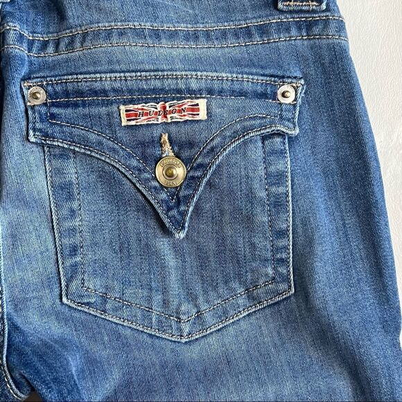 Hudson | Palerme Knee Cuffed Denim Shorts - Picture 6 of 8